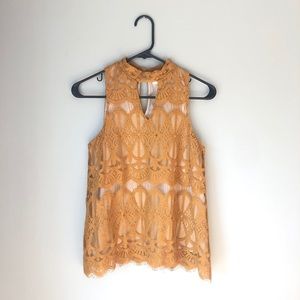 Yellow Lace Tank Top 🌻